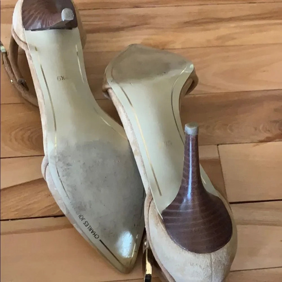 Charles
Jourdan camel suede ankle strap pumps - Picture 7 of 12